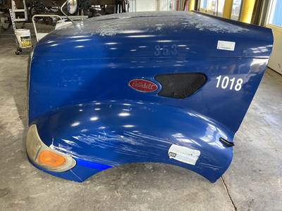 Peterbilt 387 Hood