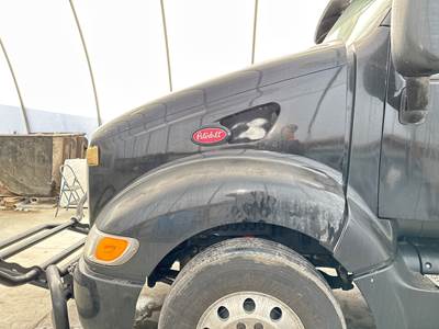Peterbilt 387 Hood