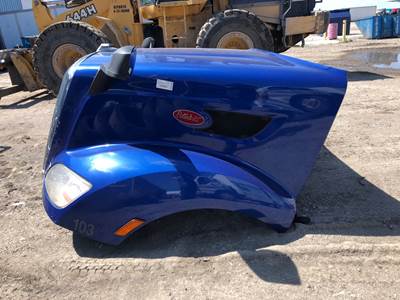 Peterbilt 587 Hood