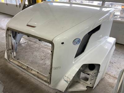 Volvo VNL Hood
