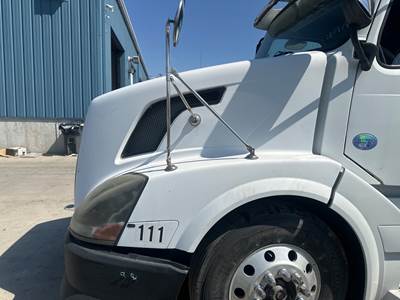Used 2009 Volvo VNL SBA Hood Shell 54.5" White