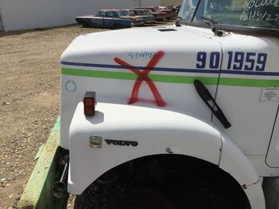Volvo WAH Hood