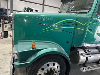 Western Star 4900FA Hood