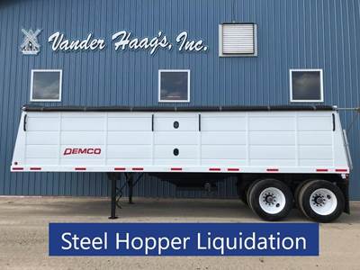 Demco 2812 Hopper / Grain Trailer