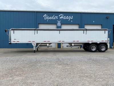 Timpte 4066 Hopper / Grain Trailer