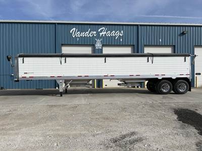 Timpte 4266 Hopper / Grain Trailer