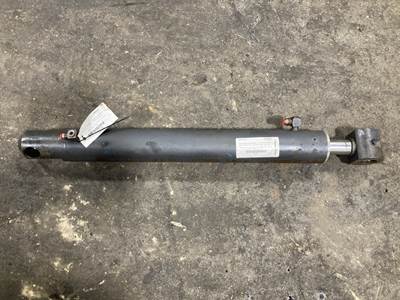 Bobcat 325 Hydraulic Cylinder