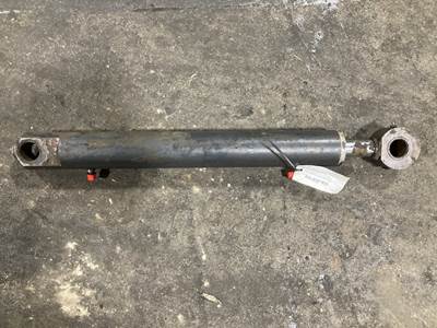 Bobcat 325 Hydraulic Cylinder