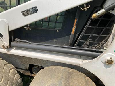 Bobcat 753 Hydraulic Cylinder