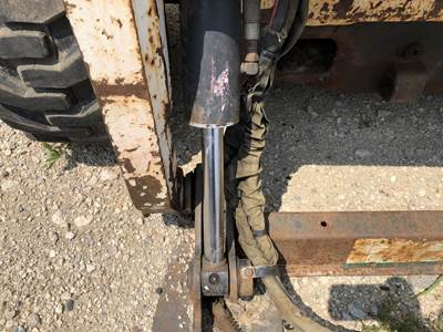 Bobcat 773 Hydraulic Cylinder