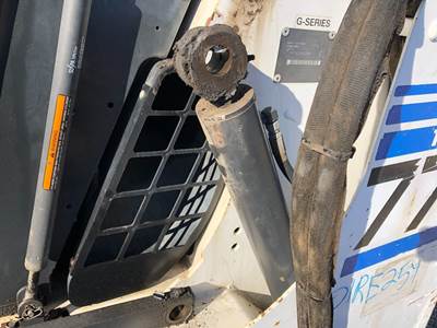 Bobcat 773 Hydraulic Cylinder