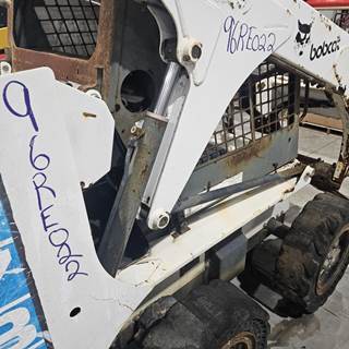 Bobcat 773 Hydraulic Cylinder