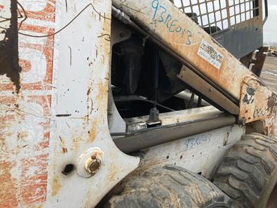 Bobcat 853 Hydraulic Cylinder