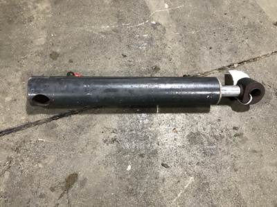 Bobcat S185 Hydraulic Cylinder