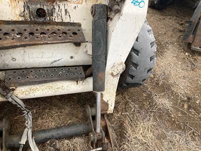Bobcat S220 Hydraulic Cylinder