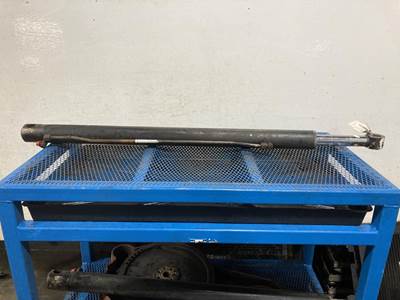 Bobcat S220 Hydraulic Cylinder