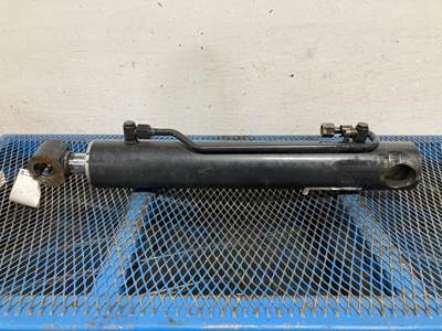 Bobcat S220 Hydraulic Cylinder