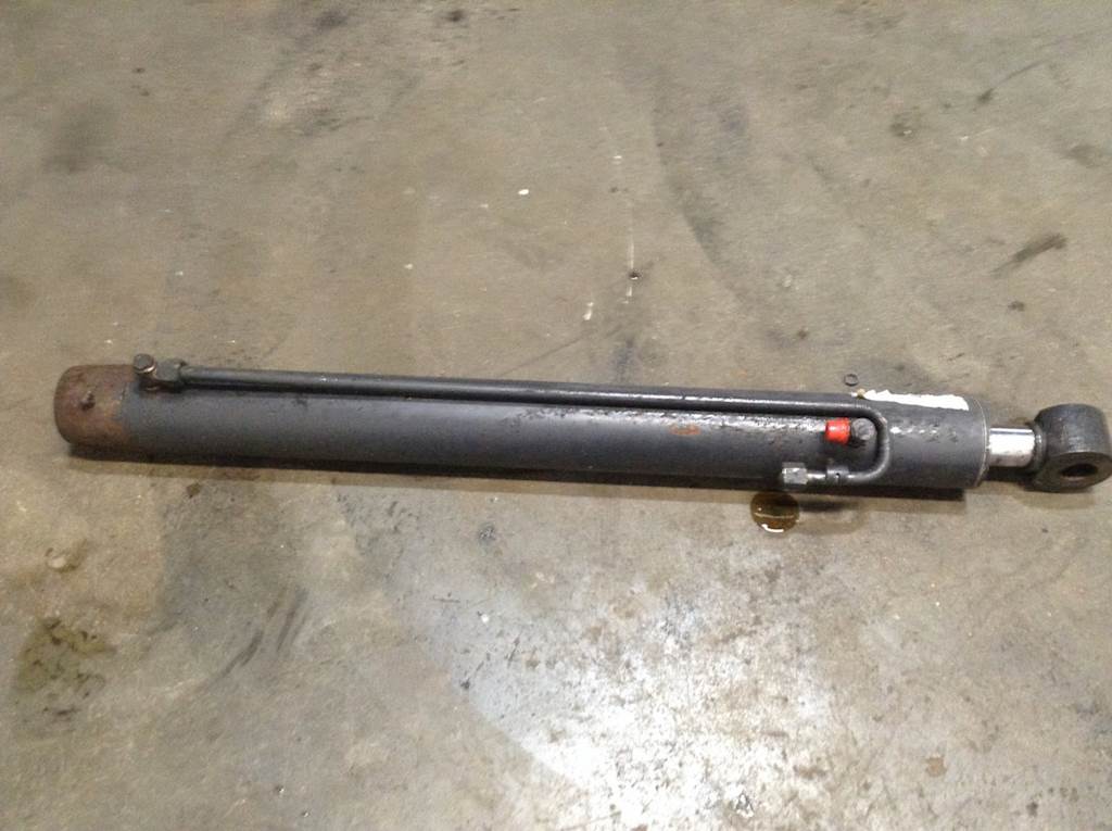 2006 Bobcat S250 Hydraulic Cylinder For Sale Spencer, IA 7106456