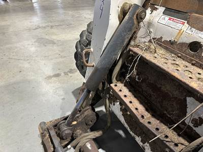 Bobcat S250 Hydraulic Cylinder