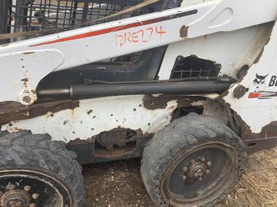 Bobcat S630 Hydraulic Cylinder