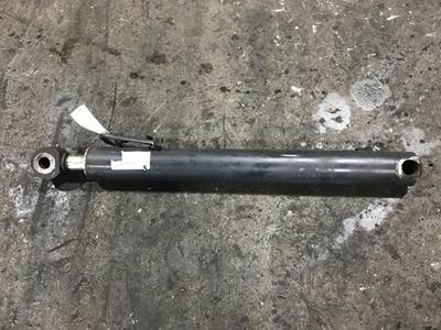 Bobcat S650 Hydraulic Cylinder