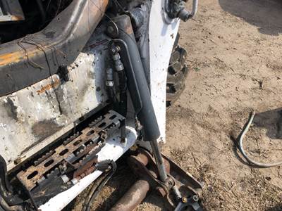 Bobcat S740 Hydraulic Cylinder