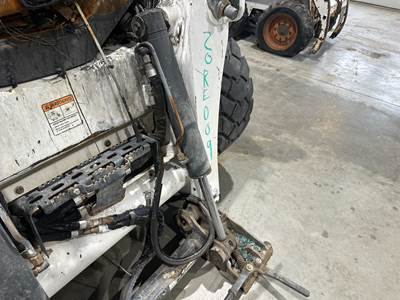 Bobcat S850 Hydraulic Cylinder