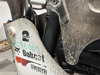 Bobcat S850 Hydraulic Cylinder