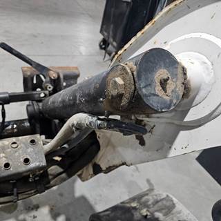 Bobcat T300 Hydraulic Cylinder