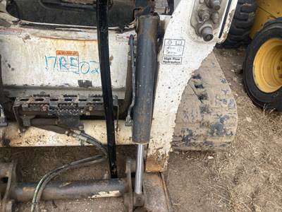 Bobcat T770 Hydraulic Cylinder
