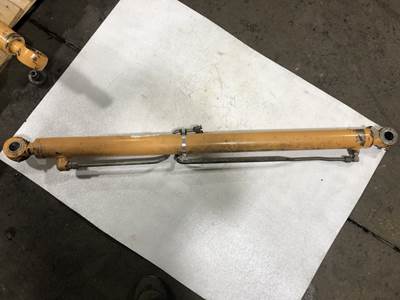 Case 435 Hydraulic Cylinder