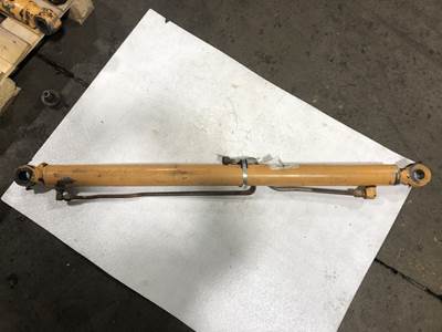 Case 435 Hydraulic Cylinder