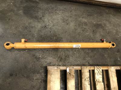 Case 445CT Hydraulic Cylinder