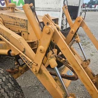 Case 580B Hydraulic Cylinder