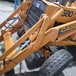 Case 580C Hydraulic Cylinder