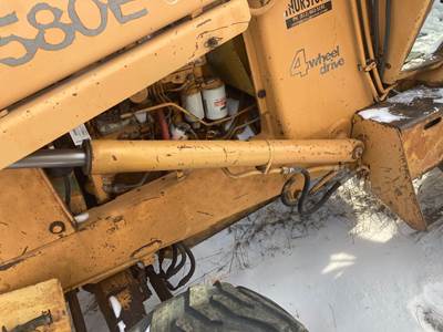 Case 580E Hydraulic Cylinder