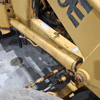 Case 580E Hydraulic Cylinder