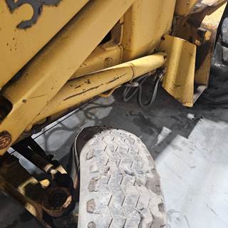 Case 580E Hydraulic Cylinder