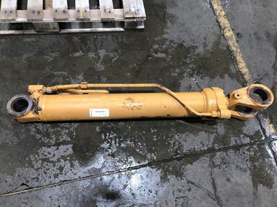 Case 621 Hydraulic Cylinder