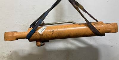 Case 621E Hydraulic Cylinder