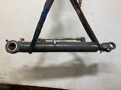 Case 621E Hydraulic Cylinder