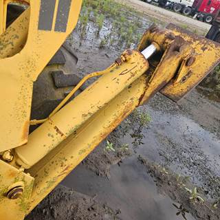 Case 680C Hydraulic Cylinder