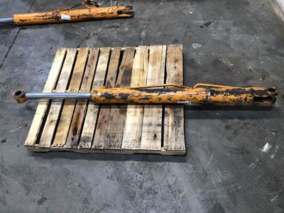 Case 680E Hydraulic Cylinder