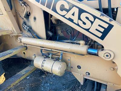 Case 680E Hydraulic Cylinder