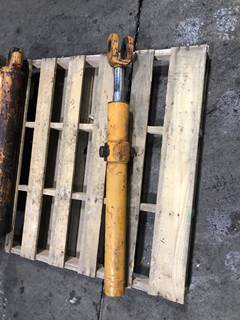 Case 680G Hydraulic Cylinder