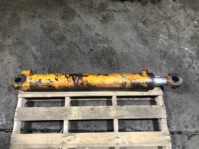 Case 680G Hydraulic Cylinder