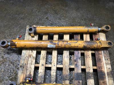 Case 680G Hydraulic Cylinder