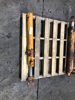 Case 680G Hydraulic Cylinder