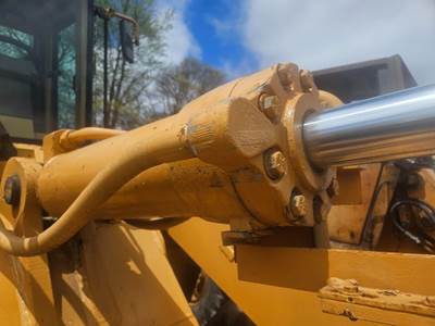 Case 721 Hydraulic Cylinder