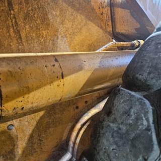 Case 821C Hydraulic Cylinder